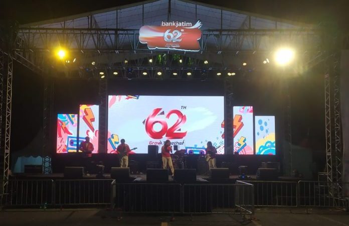 Sewa LED Videotron parkir timur delta
