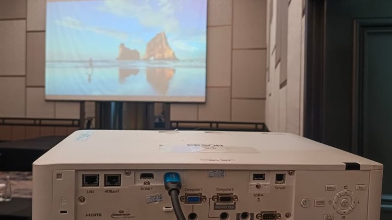 Rental LCD Proyektor