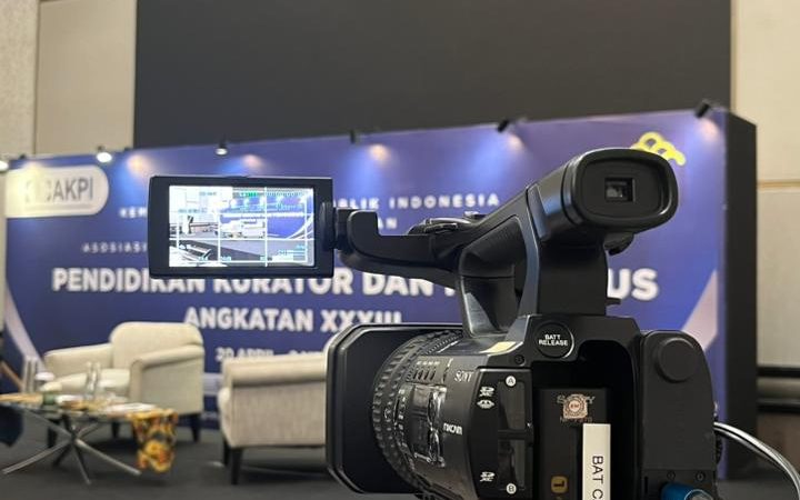 Hybrid Talkshow Live Record