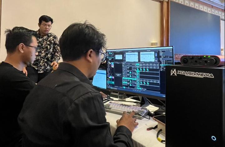 sewa LED Videotron seminar internasional Surabaya