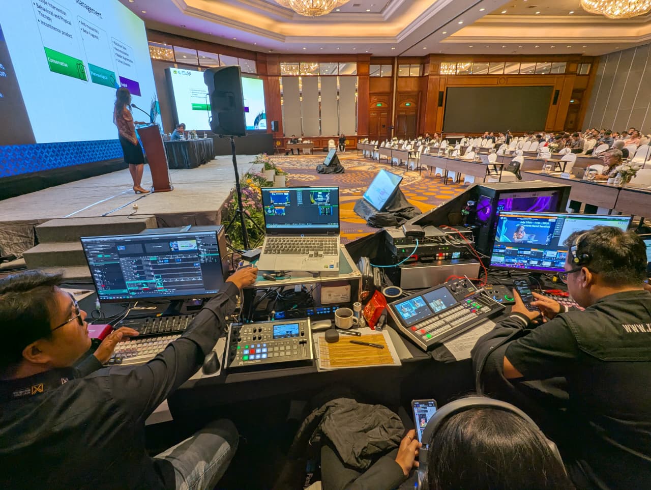 sewa led videotron dan live streaming surabaya