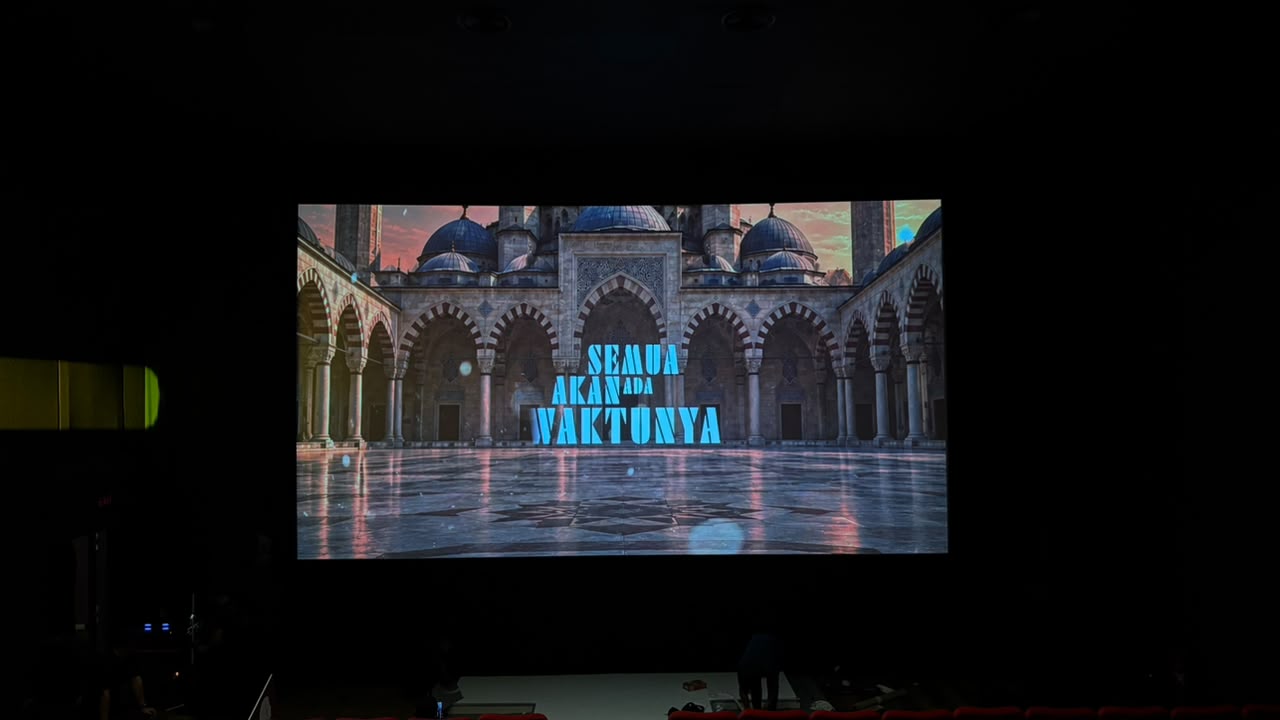 You are currently viewing Sewa Proyektor 11.000 Lumens Surabaya: Support Event di XXI Tunjungan Plaza